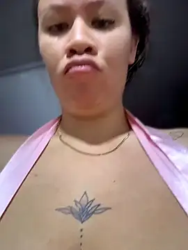 Emiily lee online show from June 2, 9:09 am