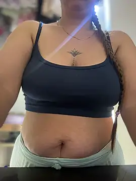 Emiily lee online show from March 11, 9:14 am