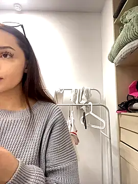 AnaWest online show from October 17, 6:06 am