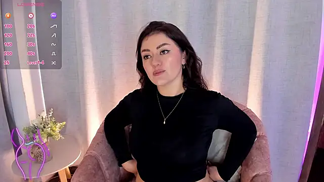 Snapshot of Sofiawilson_ chatting on February 26, 1:00 pm Sofiawilson online show from February 26, 1:00 pm