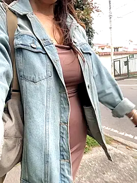 Snapshot of iriiina_veneno chatting on November 2, 3:06 pm iriiina veneno online show from November 2, 3:06 pm