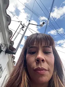 Snapshot of iriiina_veneno chatting on November 9, 3:16 pm iriiina veneno online show from November 9, 3:16 pm