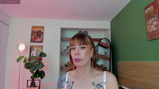 iriiina veneno online show from May 15, 12:52 am