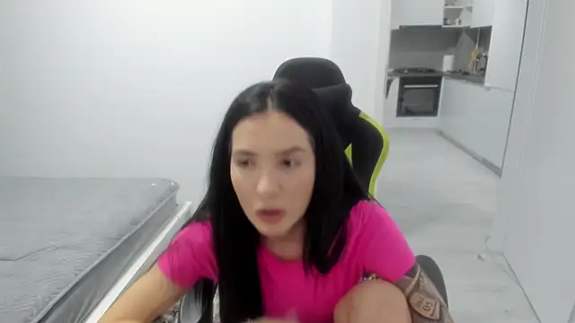 Emmapmg online show from March 2, 5:20 pm