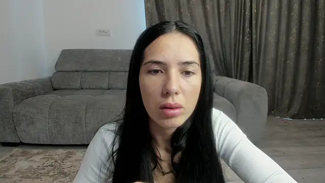 Snapshot of Emmapmg chatting on September 30, 10:21 am Emmapmg online show from September 30, 10:21 am