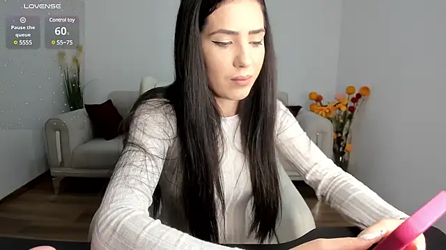 Snapshot of Emmapmg chatting on January 25, 4:35 pm Emmapmg online show from January 25, 4:35 pm