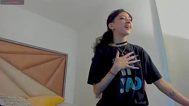 BonnieCute  online show from February 21, 7:16 pm