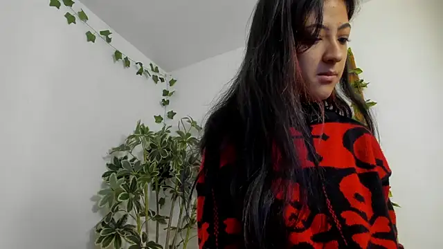 Snapshot of BonnieCute_ chatting on July 11, 12:33 am BonnieCute online show from July 11, 12:33 am