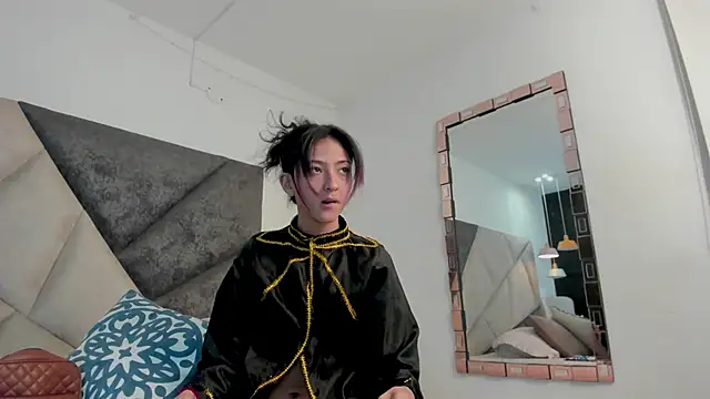BonnieCute  online show from April 21, 11:55 pm