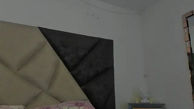 Snapshot of BonnieCute_ chatting on June 26, 12:38 am BonnieCute online show from June 26, 12:38 am