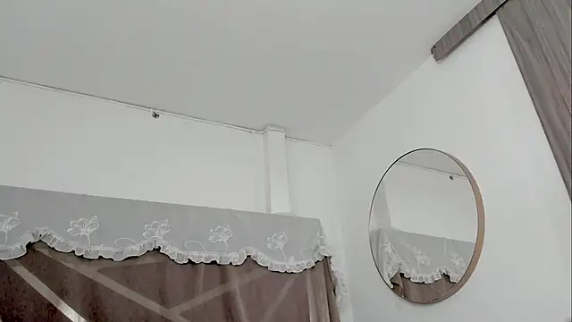 BonnieCute  online show from March 12, 11:53 pm