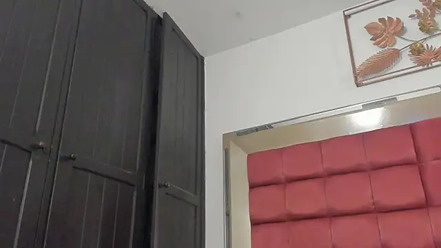 Snapshot of BonnieCute_ chatting on July 12, 12:55 am BonnieCute online show from July 12, 12:55 am