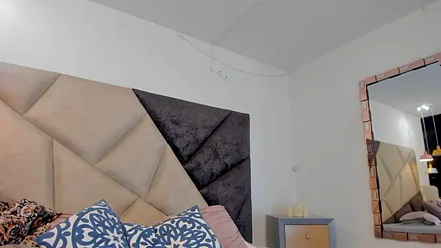 BonnieCute  online show from February 5, 12:06 am