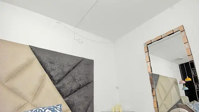 BonnieCute  online show from February 7, 11:46 pm