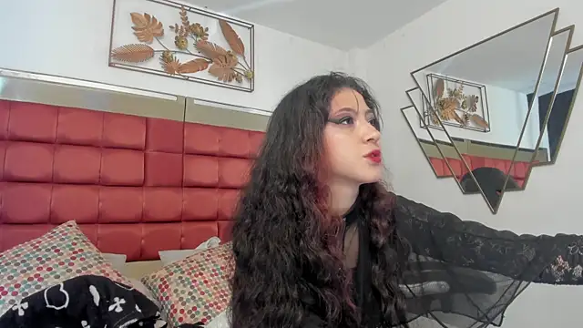 Snapshot of BonnieCute_ chatting on June 30, 1:33 pm BonnieCute online show from June 30, 1:33 pm