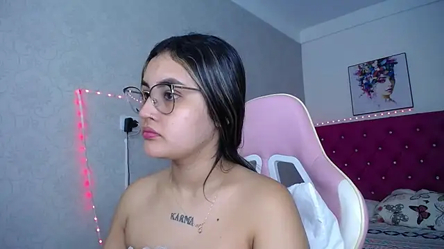 antonella sweetlittle online show from May 10, 12:20 pm