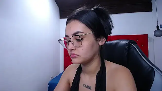 antonella sweetlittle online show from December 19, 9:44 am