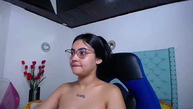 antonella sweetlittle online show from March 4, 12:02 pm