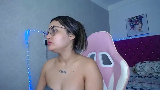 antonella sweetlittle online show from May 8, 11:47 am
