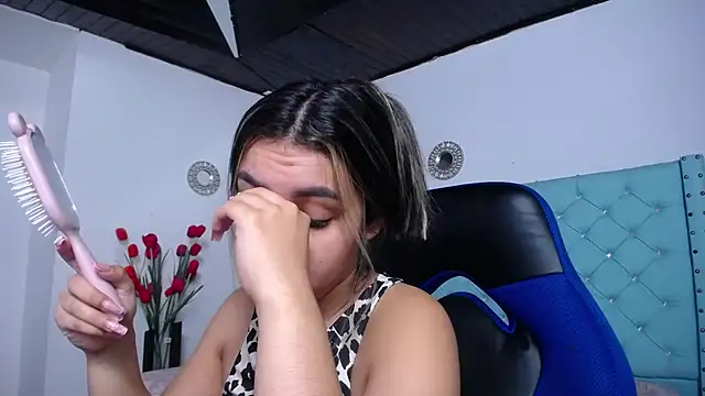 antonella sweetlittle online show from April 5, 10:11 am