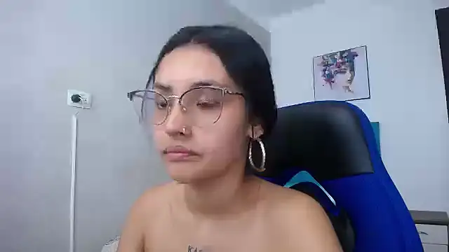 Snapshot of antonella_sweetlittle chatting on March 2, 12:25 pm antonella sweetlittle online show from March 2, 12:25 pm