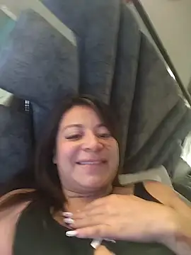 Alona Evans online show from April 4, 4:02 pm