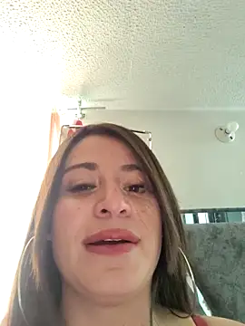 Snapshot of Alona_Evans chatting on October 9, 6:08 pm Alona Evans online show from October 9, 6:08 pm