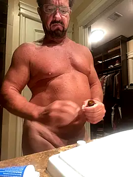 sluttydylan online show from October 1, 7:02 am