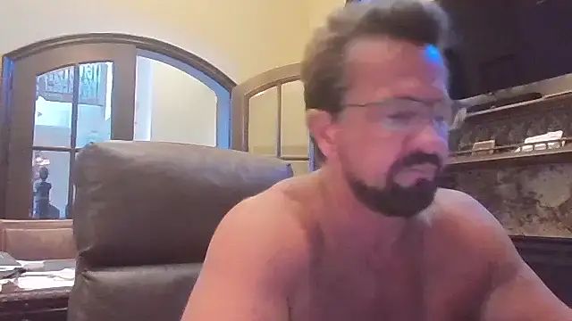 sluttydylan online show from October 17, 11:50 pm