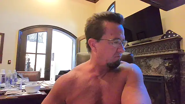 sluttydylan online show from March 5, 6:37 pm