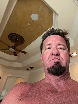 sluttydylan online show from February 28, 10:53 pm