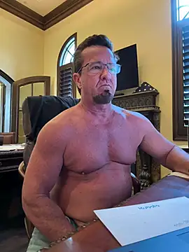 sluttydylan online show from April 22, 6:58 pm