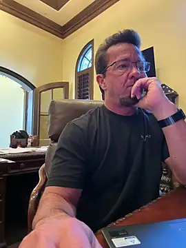 sluttydylan online show from February 25, 9:03 pm