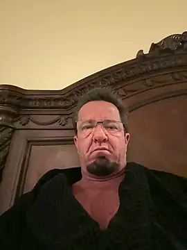 sluttydylan online show from May 14, 6:54 am