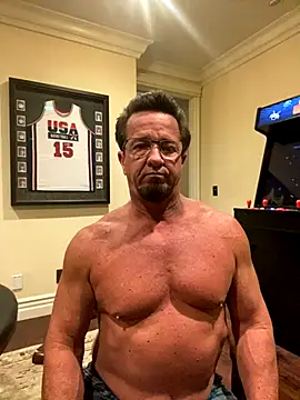 sluttydylan online show from November 24, 1:16 am