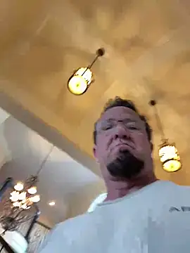 sluttydylan online show from April 5, 12:50 am