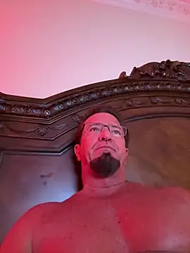 sluttydylan online show from April 13, 6:28 am