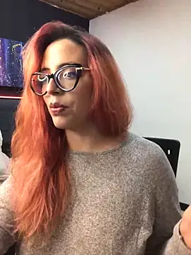 Snapshot of athena_rossi chatting on March 7, 4:46 am athena rossi online show from March 7, 4:46 am