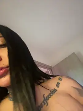 Snapshot of Cataleyasweet_19 chatting on October 11, 5:25 pm Cataleyasweet 19 online show from October 11, 5:25 pm