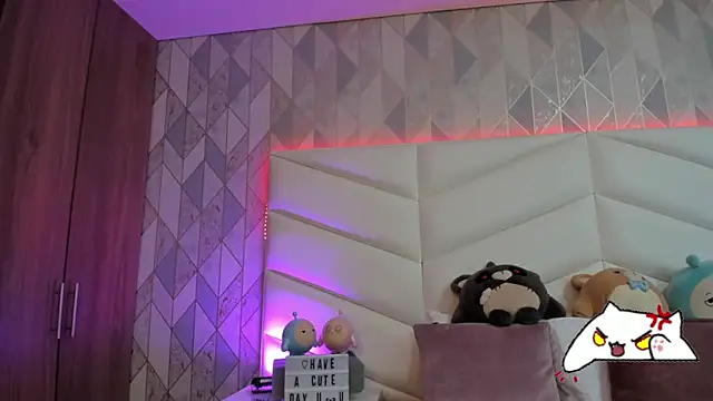 Violettbloss online show from February 3, 3:26 am