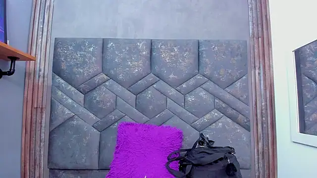 Snapshot of dalilaqueen chatting on October 23, 12:15 pm dalilaqueen online show from October 23, 12:15 pm