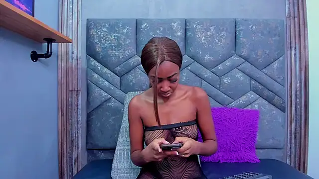 Snapshot of dalilaqueen chatting on November 7, 11:59 am dalilaqueen online show from November 7, 11:59 am