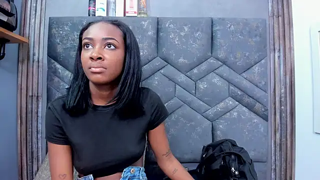 dalilaqueen online show from February 13, 12:05 pm