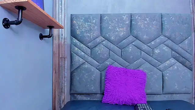 Snapshot of dalilaqueen chatting on October 31, 12:02 pm dalilaqueen online show from October 31, 12:02 pm