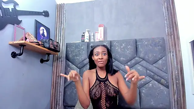 dalilaqueen online show from February 20, 12:18 pm