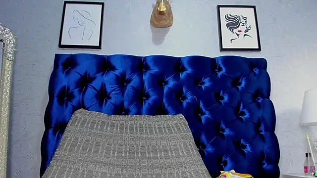 Snapshot of dalilaqueen chatting on February 19, 6:43 pm dalilaqueen online show from February 19, 6:43 pm