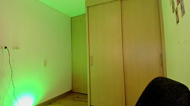 Mavdiaz222 online show from December 14, 12:33 am