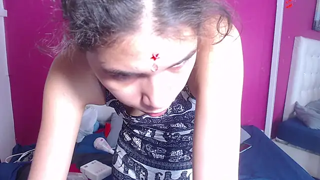 nextdoor fantasy1 online show from February 13, 9:15 pm