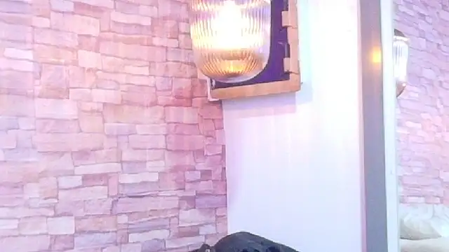 nextdoor fantasy1 online show from May 21, 8:28 pm