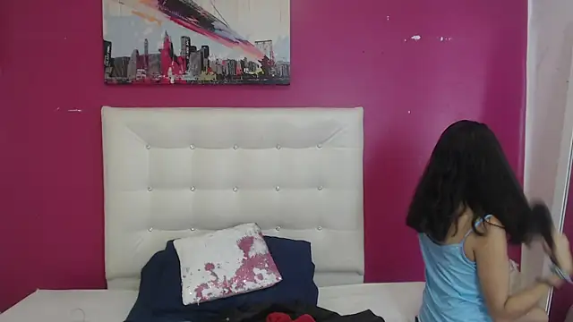 Snapshot of nextdoor_fantasy1 chatting on December 15, 8:47 pm nextdoor fantasy1 online show from December 15, 8:47 pm